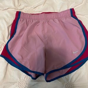 pink nike shorts size small